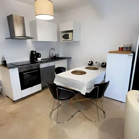 Toulousaine Avec Patio Rdc Apartment