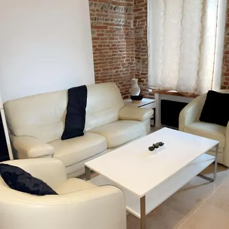 Апартаменты Toulousaine Avec Patio Rdc *